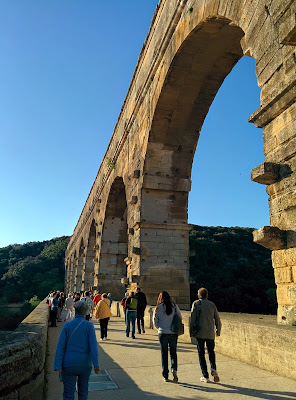 huge arches.jpg