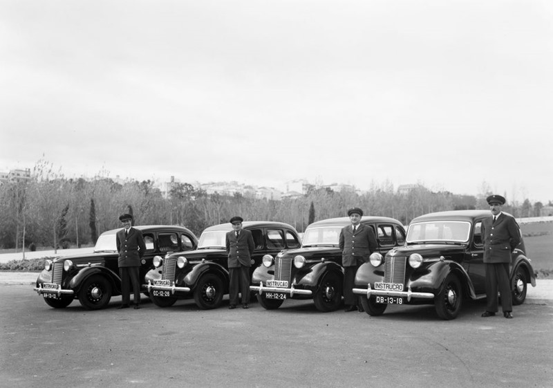 [Carros%2520de%2520instru%25C3%25A7%25C3%25A3o.2%255B4%255D.jpg]