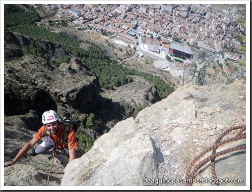 Via Todos los Santos 150m 6a (La Pancha, Redovan) (Isra) 0309 Via Todos los Santos 150m 6a (La Pancha, Redovan) (Isra) 0309