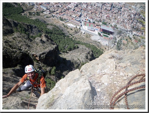 Via Todos los Santos 150m 6a  (La Pancha, Redovan) (Isra) 0309