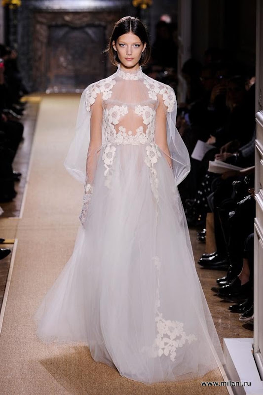 valentino-haute-couture-spring-2012-pfw95.jpg