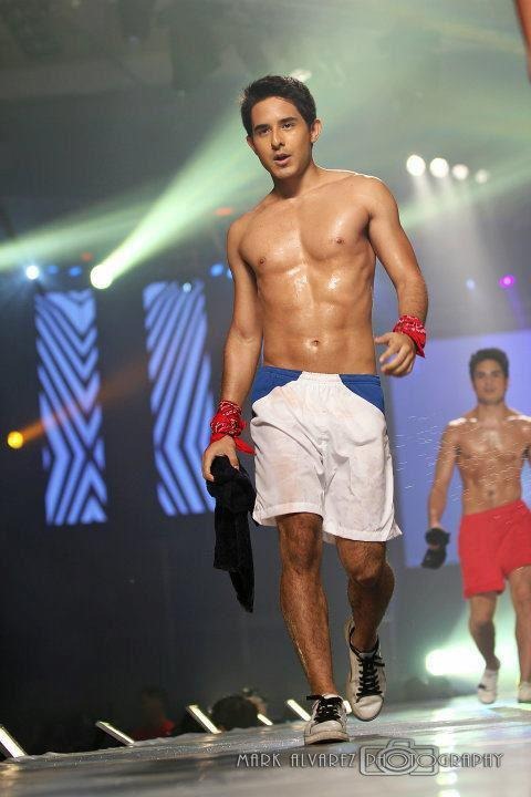 [sebastian%2520castro%2520cosmo%255B4%255D.jpg]