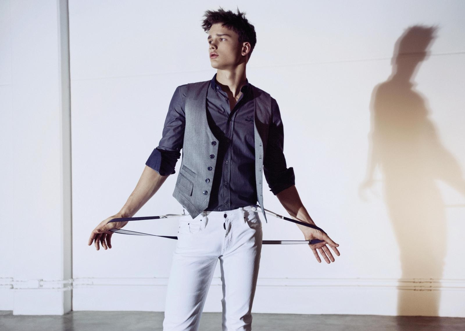 [Simon%2520Nessman-077%255B2%255D.jpg]