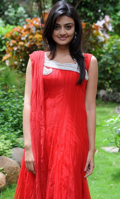 [Nikitha-Narayan-New-Cute-Still2%255B4%255D.jpg]