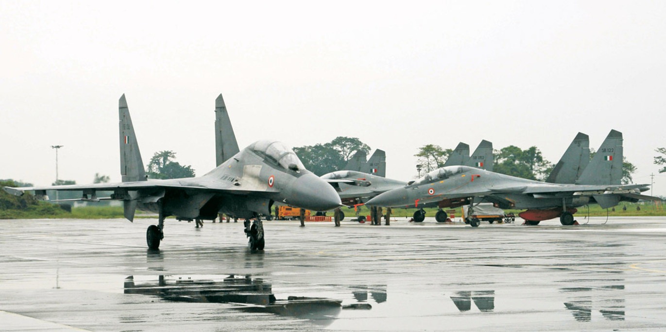 [Sukhoi-Su-30-MKI-IAF-04%255B2%255D.jpg]