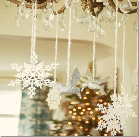 white-christmas-decorations-5-554x738