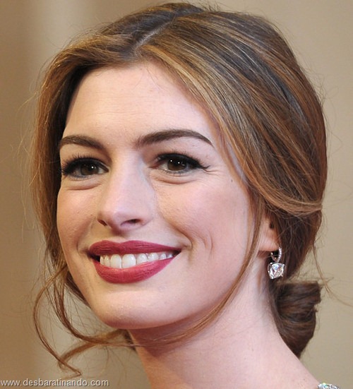 anne hathaway linda sensual sexy desbaratinando (17)