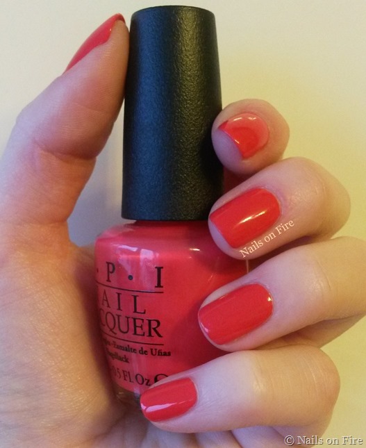 OPI - My Chihuahua Bites (11)