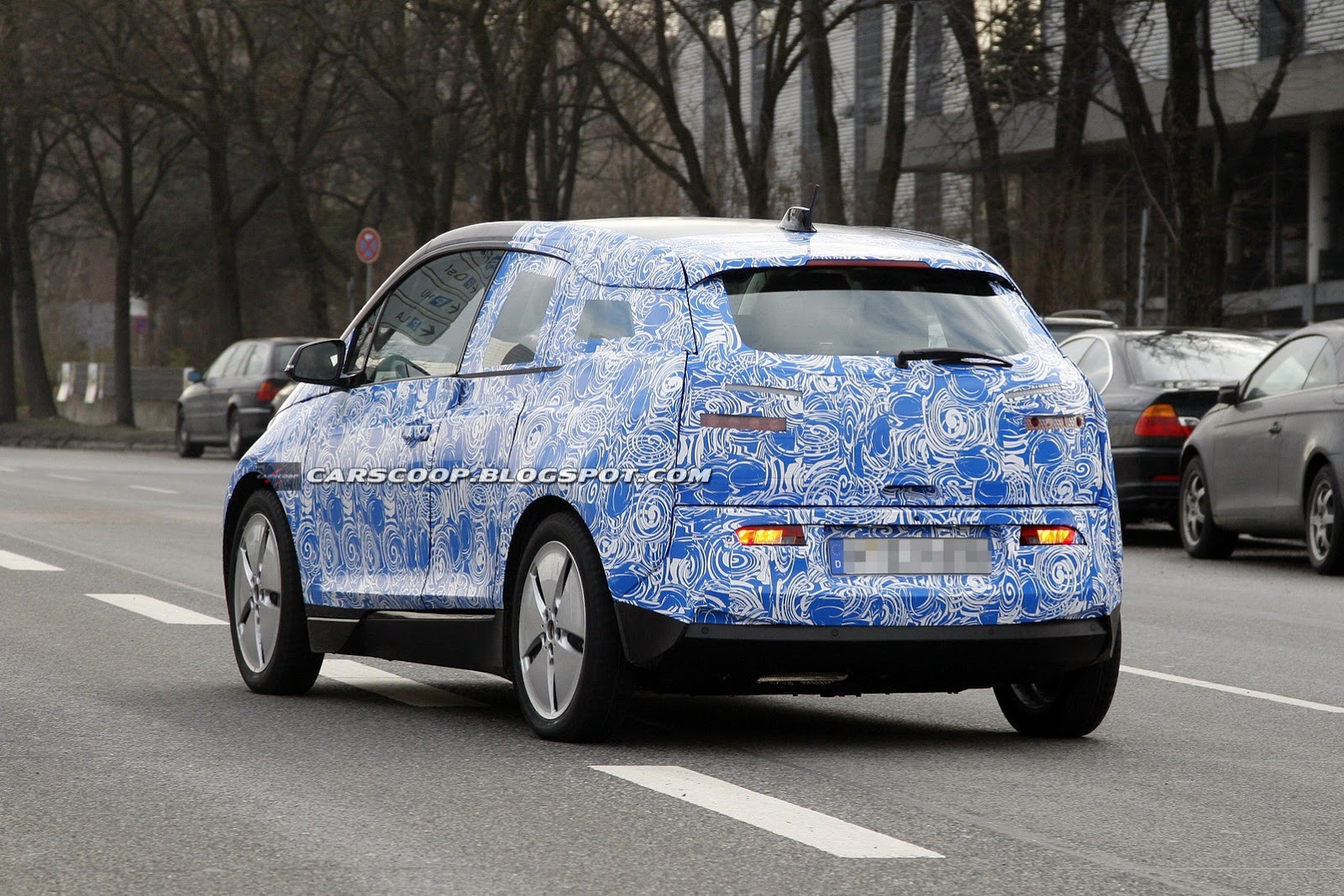 [2013-BMW-i3-5d-6%255B3%255D.jpg]