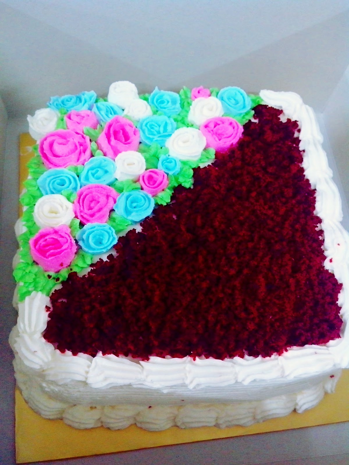Red velvet cake for wedding Kek Baldu Merah Kek Kahwin
