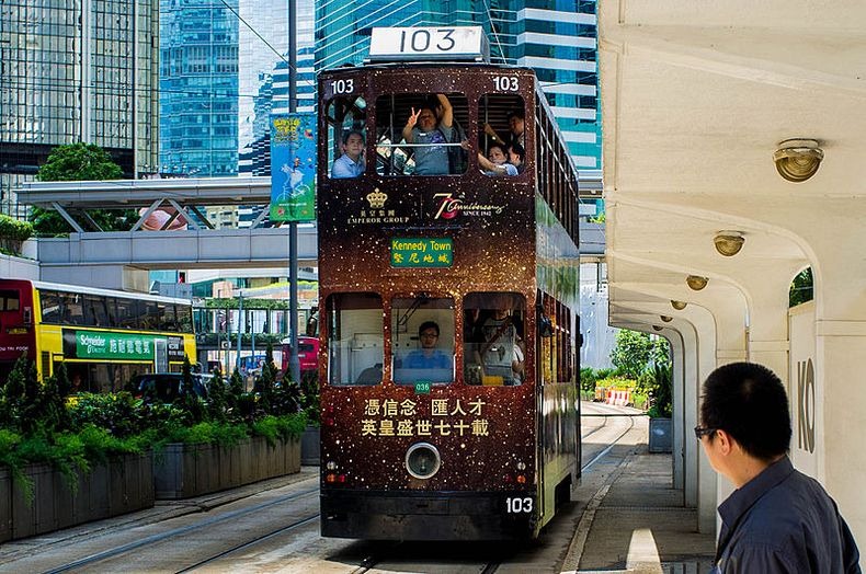 hong-kong-trams-11 hong-kong-trams-11