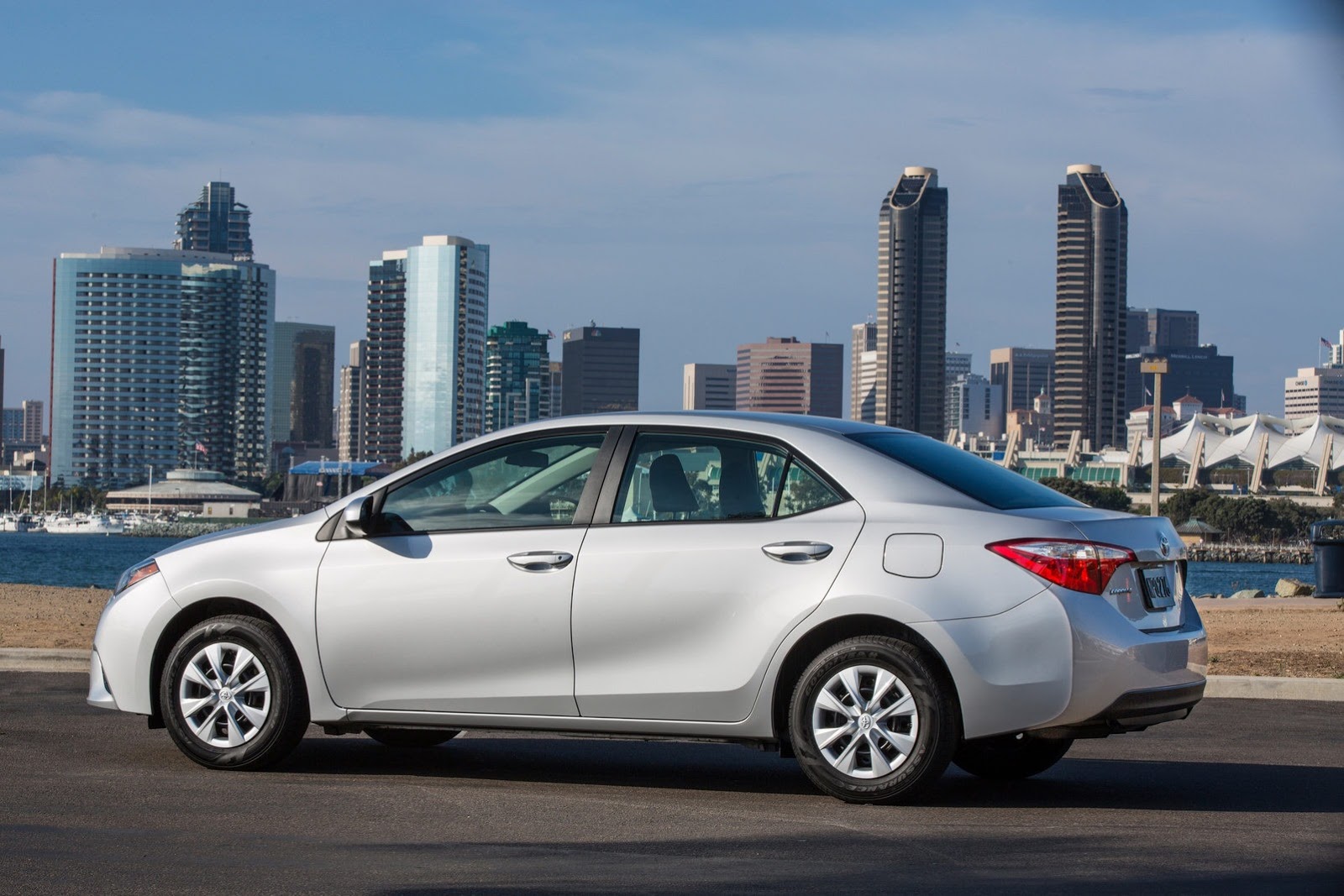 [New-2014-Toyota-Corolla-9%255B2%255D.jpg]