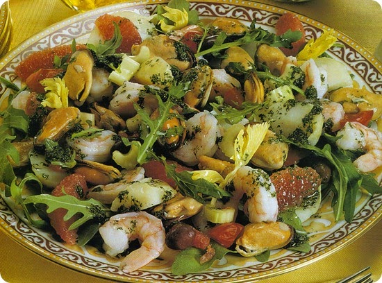 Insalata di scampi, cozze e pompelmo Insalata di scampi, cozze e pompelmo