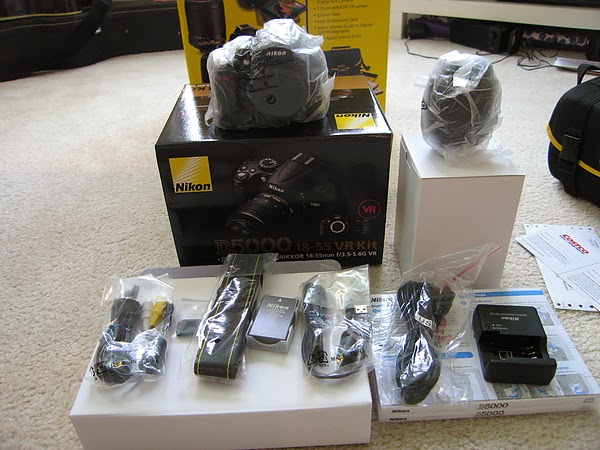 Nikon D5000 BUNDLE Nikon D5000 BUNDLE