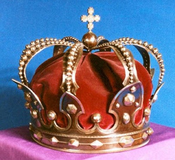 1- A Coroa de aço 1- A Coroa de aço