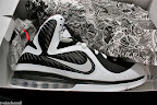 Release Reminder: Nike LeBron 9 Freegums Drops Tomorrow nike lebron 9 gr black white scarface 9 04 freegums Release Reminder: Nike LeBron 9 Freegums Drops Tomorrow