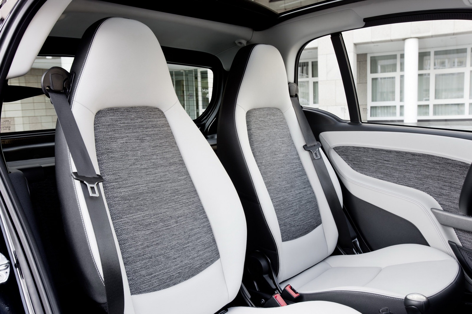 Smart-Fortwo-2012-12[2].jpg