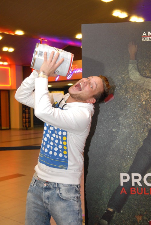 SZL_9874