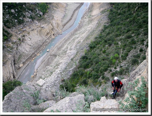 Via CADE 550m 6c (V  A0 Oblig) (Pared de Aragon, Mont-Rebei) (Isra) 9996