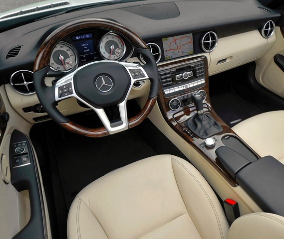 [Mercedes-Benz-SLK350_2012_1600x1200_wallpaper_7a%255B5%255D.jpg]