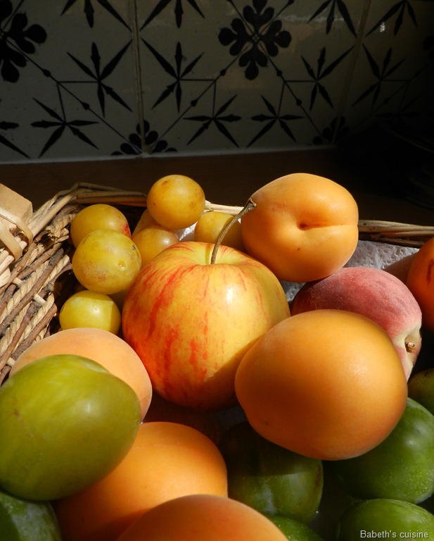 [fruits%2520d%2527aout%25202%255B8%255D.jpg]