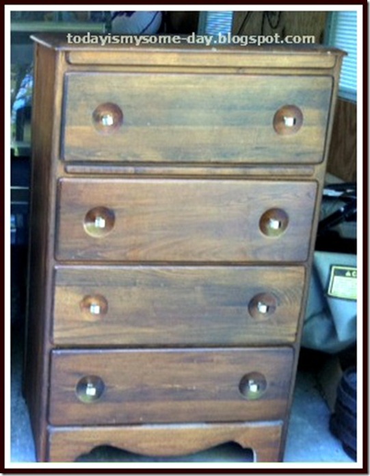 dresser before.jpg