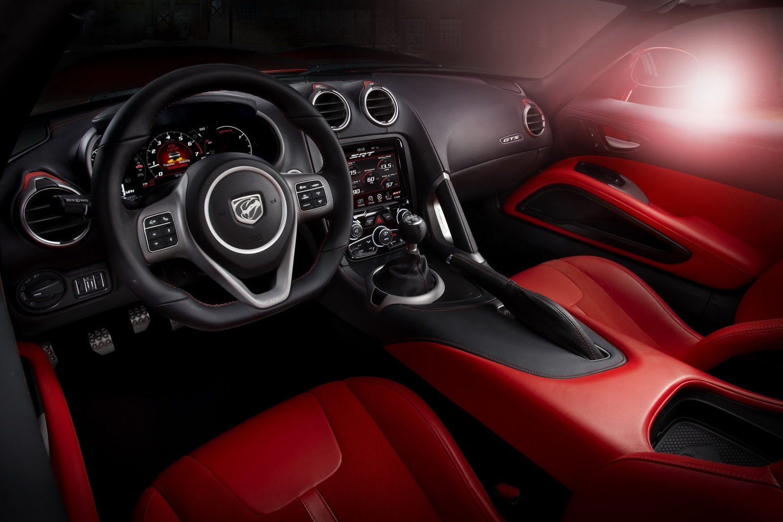 [Chrysler-Group-Models-_292.jpg]