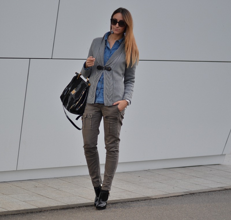 Sisley, Sisley pants, C&A cardigan, C&A, C&A pullover, Valentino sunglasses, Miss Sicily, Miss Sicily by Dolce & Gabbana, Dolce & Gabbana bag, italian fashion bloggers, fashion blogger, street style, fashion blogger firenze, Carvela boots, Carvela shoes, Carvela by Kurt Geiger, Carvela 