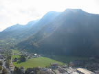 Vue sur les montagnes, avec la Tournette en arri&egrave;re plan.