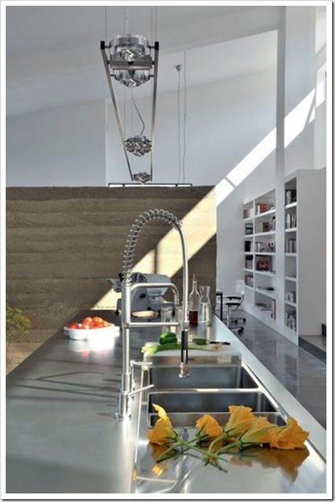 LOFT NA CORSEGA4 LOFT NA CORSEGA4