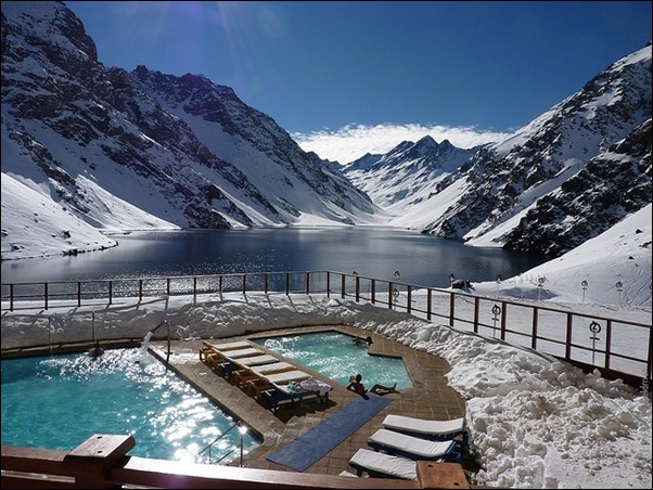 Portillo-Ski-Resort-outdoor-pool-02
