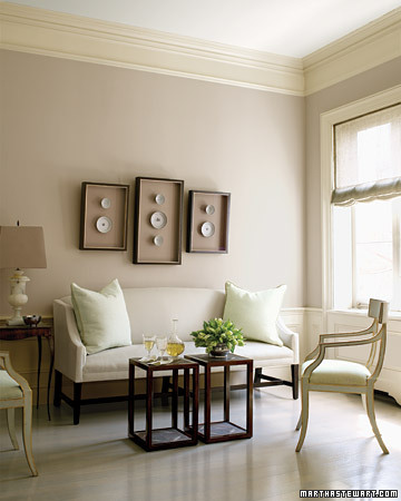t's counterintuitive to pair a slim Hepplewhite sofa with giant throw pillows and grand side chairs, but the result is surprisingly effective. t's counterintuitive to pair a slim Hepplewhite sofa with giant throw pillows and grand side chairs, but the result is surprisingly effective.