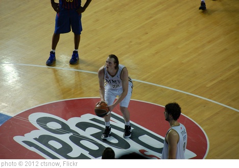 'Madrid's Kyle Singler has scored 11 and 8 points in the first 2 games' photo (c) 2012, ctsnow - license: http://creativecommons.org/licenses/by/2.0/