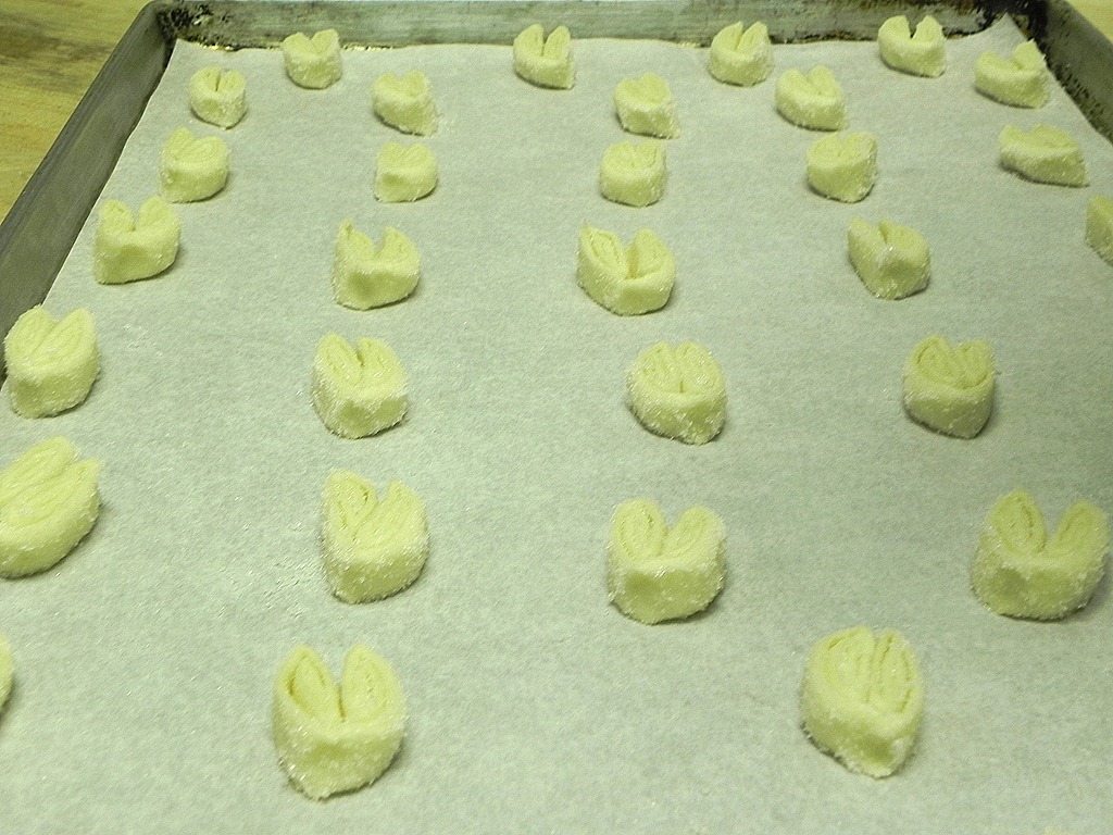 [biscotti4.jpg&description=Orecchie Di Elefante-Baking with My Chef Hubby')]