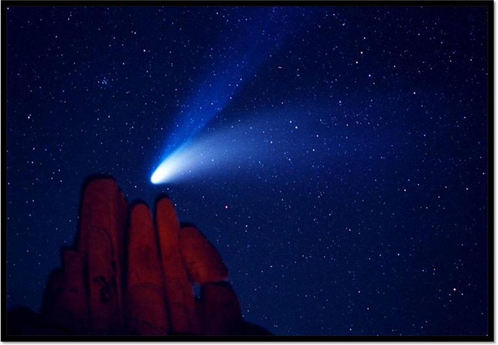 [Comet%2520Hale-Bopp%2520of%25201997%255B4%255D.jpg]