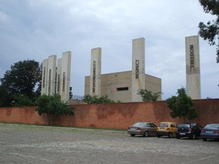 The Seven Pillars of Democracy, Apartheid Museum