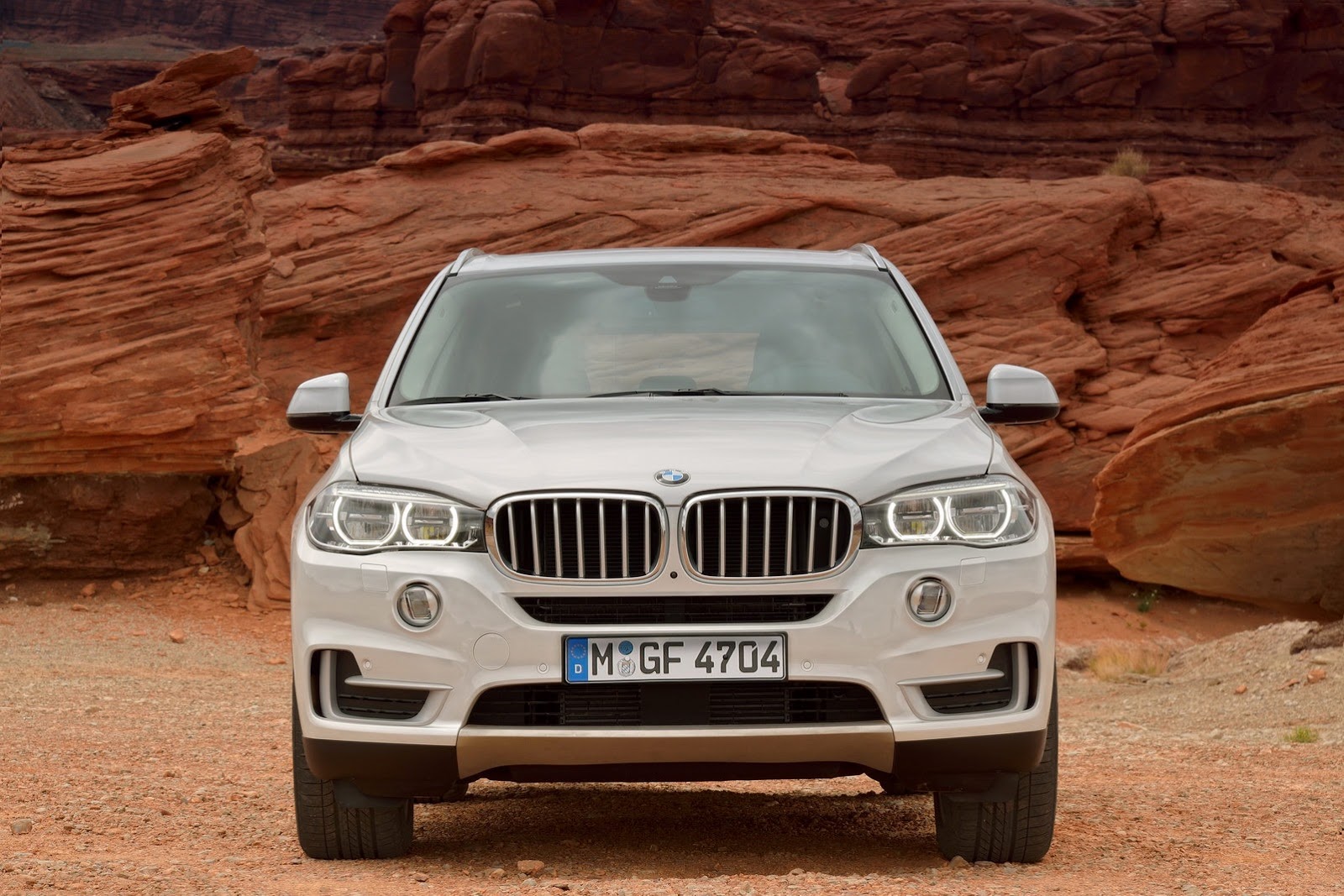 [2014-BMW-X5-25%255B2%255D.jpg]