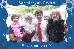 Fotos do evento Pedro - 08.12.11. Foto numero 31 da Social Click Fotografia Digital, do Rio de Janeiro, RJ, que faz fotos divertidas, fotos malucas, fotos com fantasias, fotos na hora, fotografia maluca, fotografia divertida com molduras personalizadas. fotos divertidas malucas foto maluca animadas animado rj rio de janeiro divertida fantasia animada festas 15 anos para casamento fotógrafo fotografias