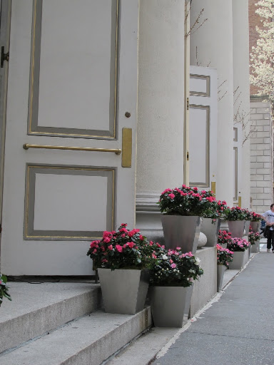 Third Church of Christ on Park has these bright planters outside of their doors.