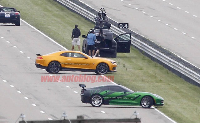 Transformers 4 Set Video Features a Revamped Bumblebee and Optimus Prime 10