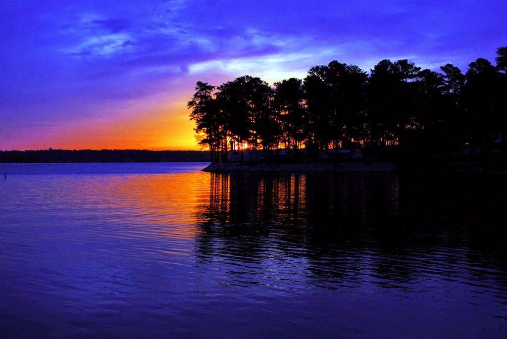 [Lake-Greenwood-Sunrise3.jpg]