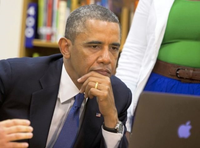 [obama-checking-your-emails-30%255B2%255D.jpg]