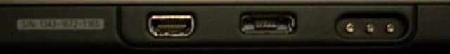 BlackBerry PlayBook HDMI_charging port