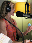 Look! A butterfly landed on Kim's egg! Look! A butterfly landed on Kim's egg!