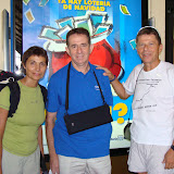 Ángeles, Pepe y Jesús en el Camino de Santiago (Julio 2008) Ángeles, Pepe y Jesús en el Camino de Santiago (Julio 2008)
