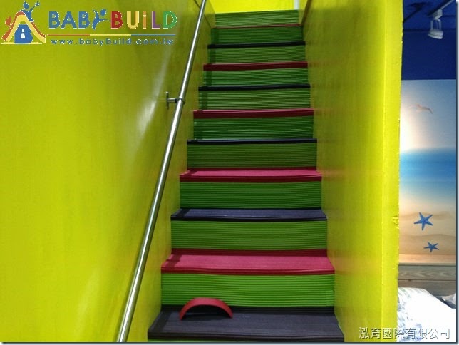 BabyBuild 樓梯防滑與防撞護條完工照 BabyBuild 樓梯防滑與防撞護條完工照