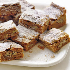 Cinnamon Pecan Blondies Recipe