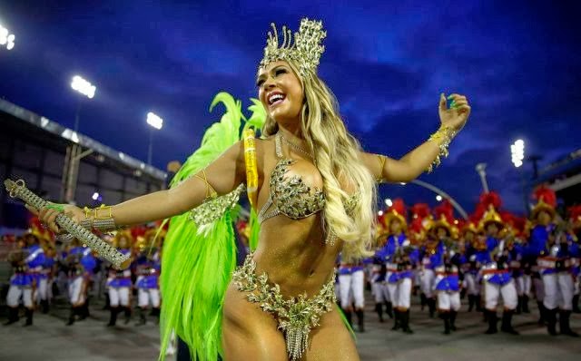 [brazilian-carnival-fun-029%255B2%255D.jpg]