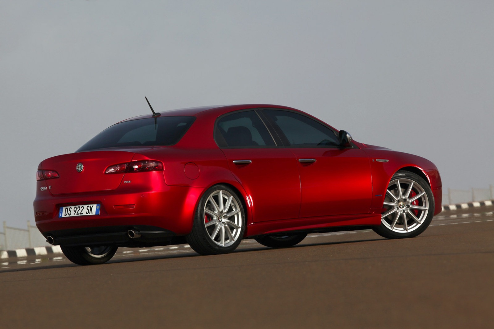 [Alfa-Romeo-159-7%255B2%255D.jpg]
