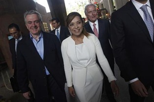 Mexican-conservatives-shake-up-presidential-campaign